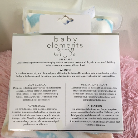 New baby bottles and blanket - Picture 5 of 6